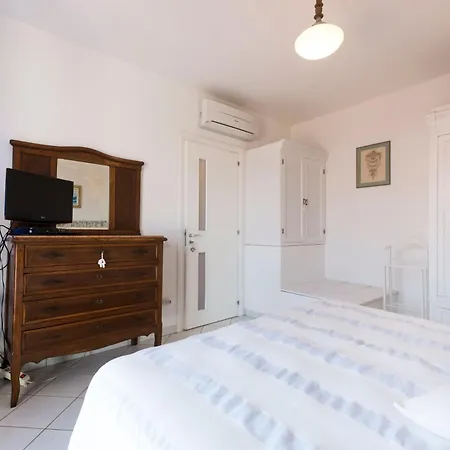 154 - Bellissima Villetta Bilocale Su Due Piani Con Portico E Giardino 150 Mt Dal Mare - Spiaggia White Beach Club Omaggio Dal Lun Al Ven Dal 31 Agosto Al 11 Settembre Apartamento
