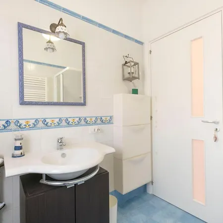 154 - Bellissima Villetta Bilocale Su Due Piani Con Portico E Giardino 150 Mt Dal Mare - Spiaggia White Beach Club Omaggio Dal Lun Al Ven Dal 31 Agosto Al 11 Settembre