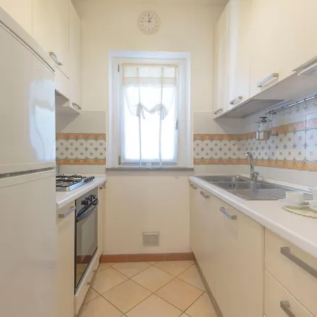 アパート 154 - Bellissima Villetta Bilocale Su Due Piani Con Portico E Giardino 150 Mt Dal Mare - Spiaggia White Beach Club Omaggio Dal Lun Al Ven Dal 24-08 *